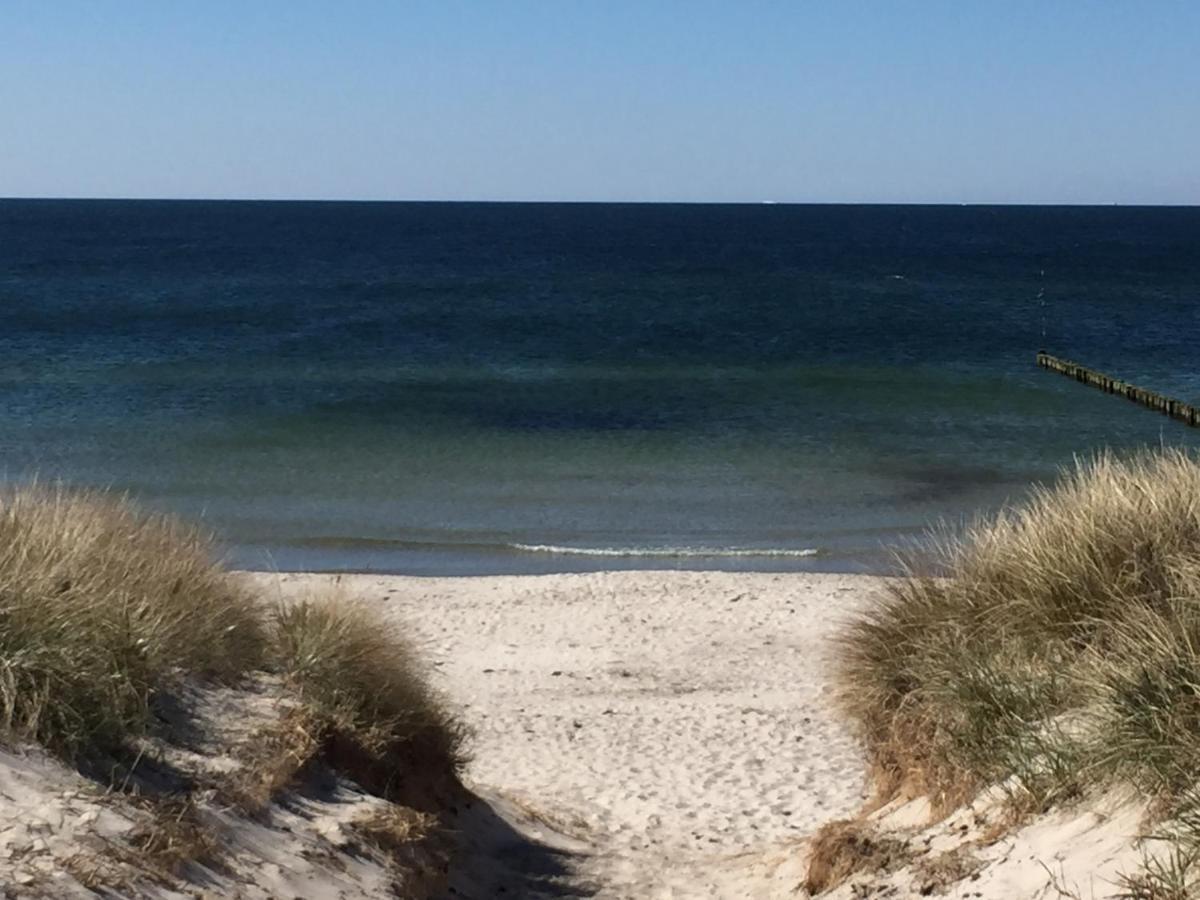 Die Kleine Acht - Direkt Am Strand Дирхаген Экстерьер фото